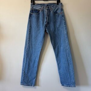 Vintage Levi's Classic Blue 501 Jeans Size 31x32 made in Canada